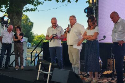 Agrandir l'image 2 sur 3, fenêtre modale