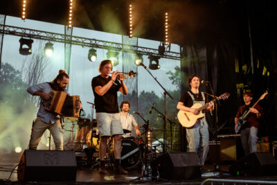 Agrandir l'image 2 sur 3, fenêtre modale